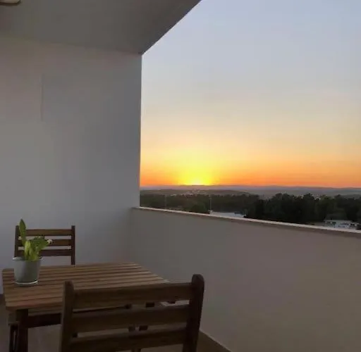 Apartamento T2 Montegordo Entrada